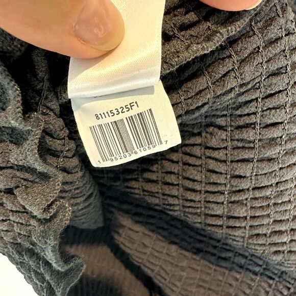 Revolve 1. STATE Smocked Off Shoulder Blouse Black Sz XS - Picture 10 of 10